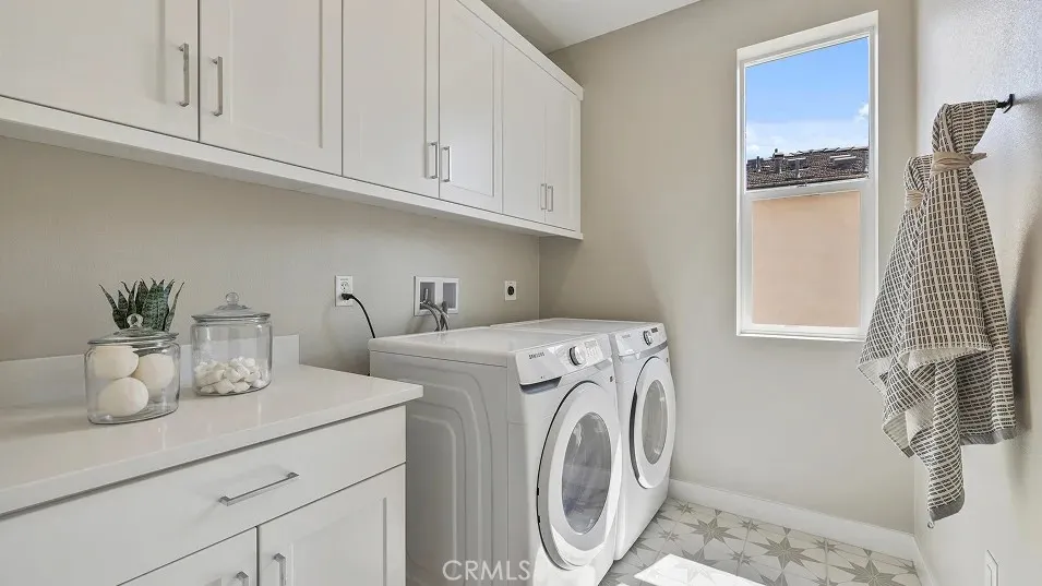 26832 Serif Place, Valencia, California 91381 home-pic-17