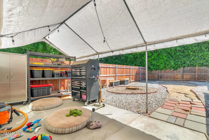 7322 Lindley Ave-32