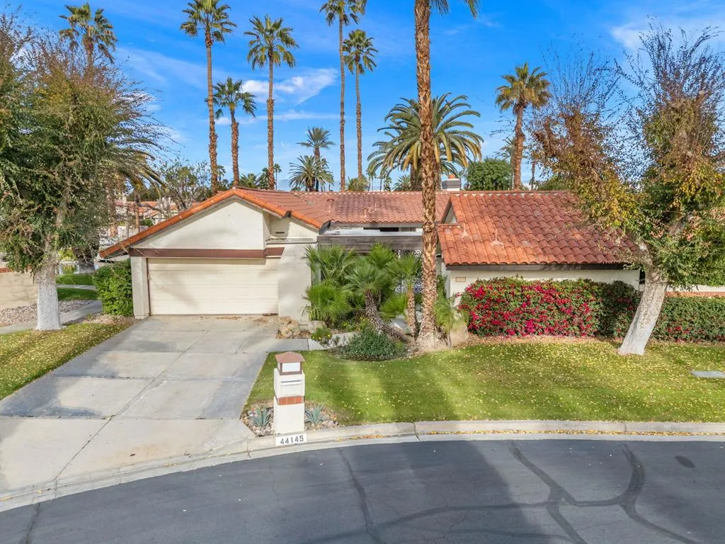44145 Tahoe Circle, Indian Wells, California 92210 home-pic-2