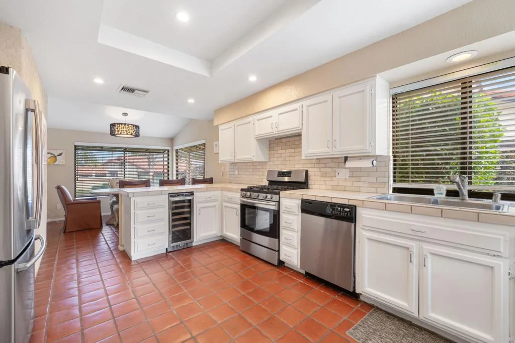44145 Tahoe Circle, Indian Wells, California 92210 home-pic-14