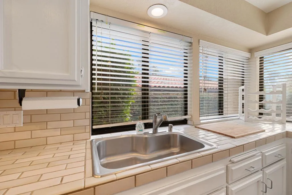 44145 Tahoe Circle, Indian Wells, California 92210 home-pic-17