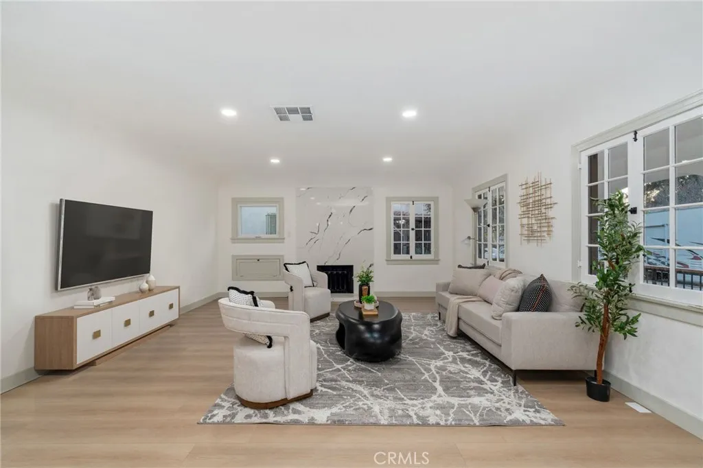 3335 N Mayfield, San Bernardino, California 92405 home-pic-5
