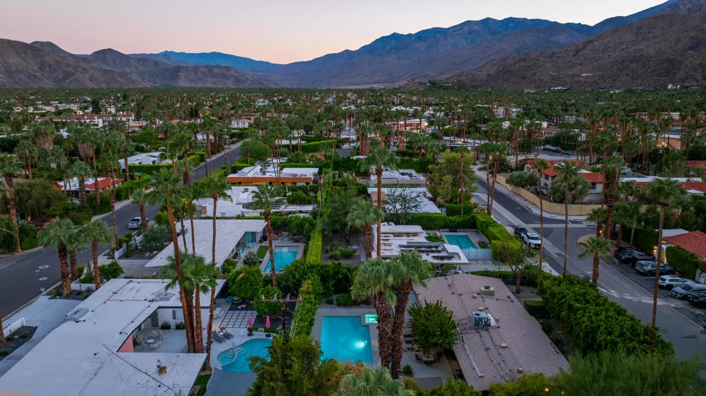 1450 S Via Soledad, Palm Springs, California 92264 home-pic-30