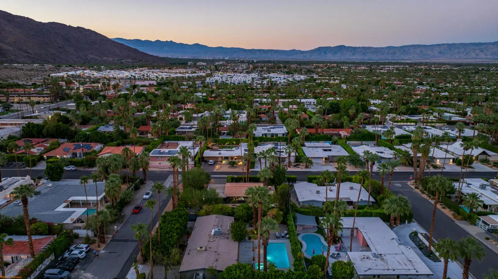 1450 S Via Soledad, Palm Springs, California 92264 home-pic-29