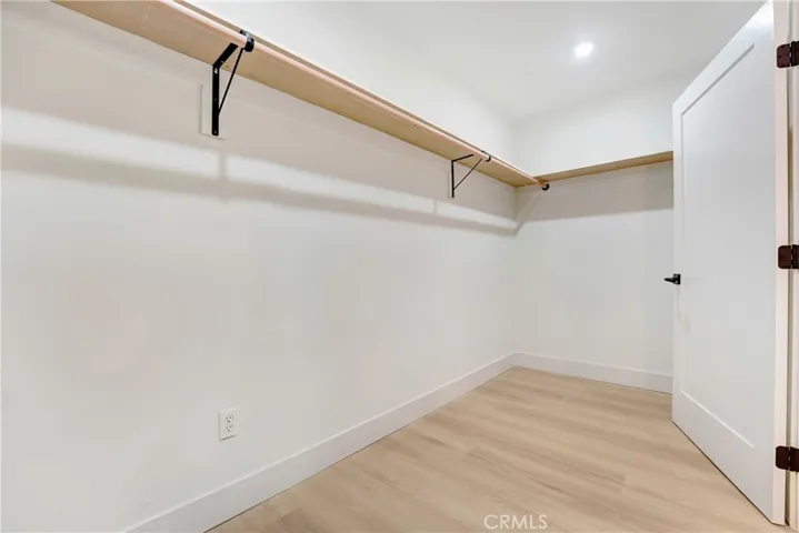 walk in closet