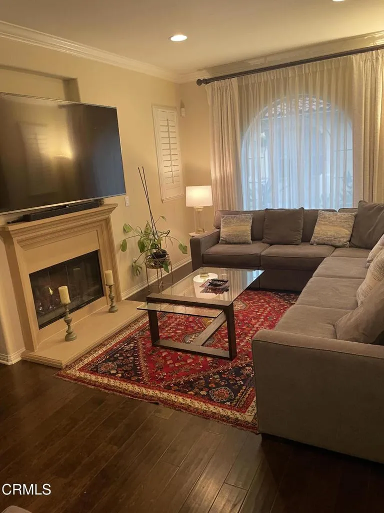 1117 Patel Place, Duarte, California 91010 home-pic-4