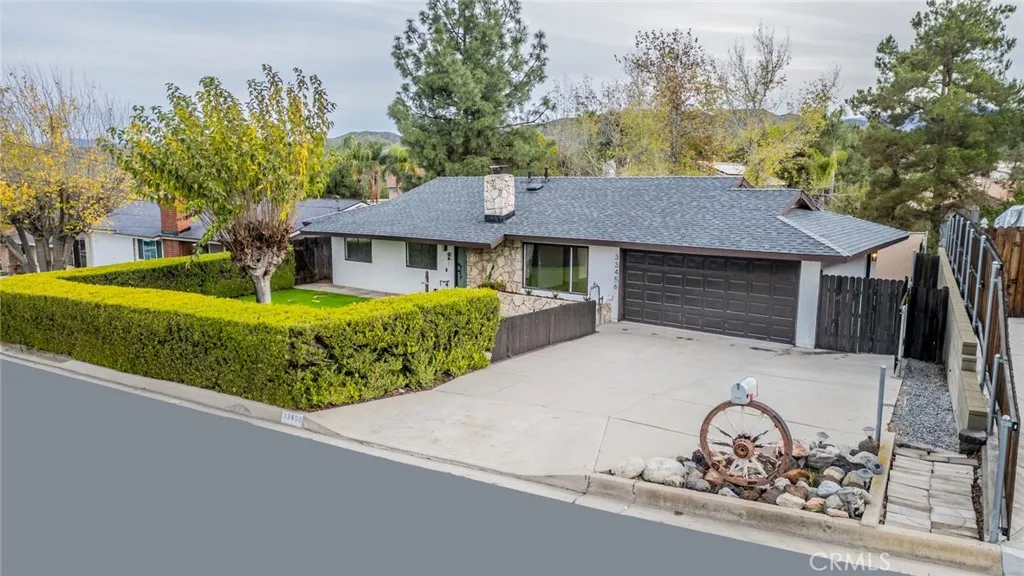 33456 Bodie, Yucaipa, California 92399 home-pic-1