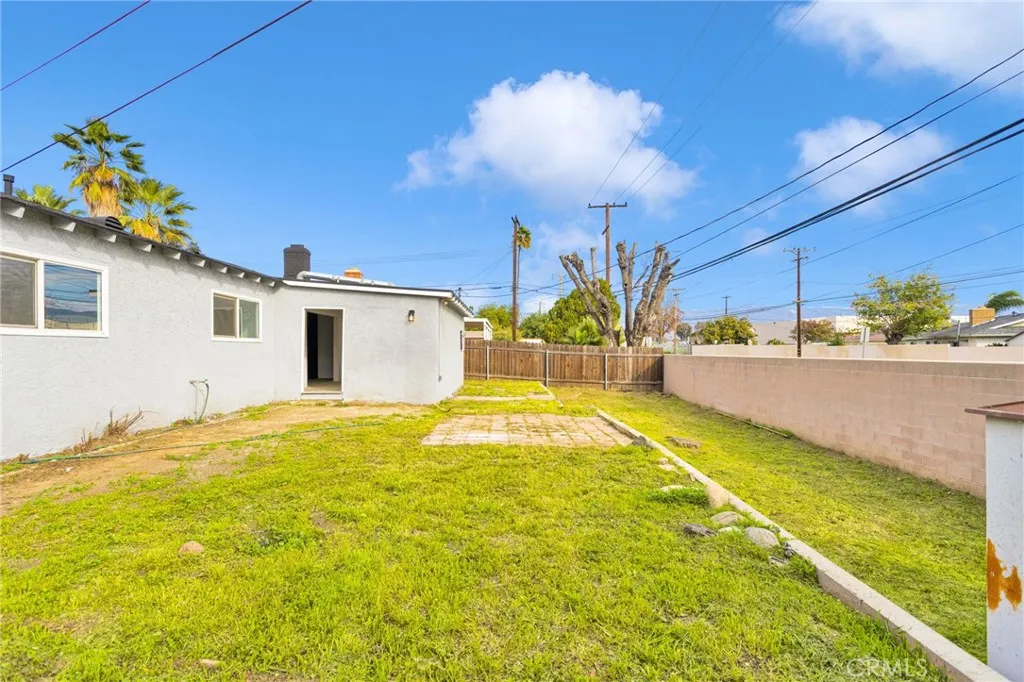 1844 Alston Avenue, Colton, California 92324 home-pic-15