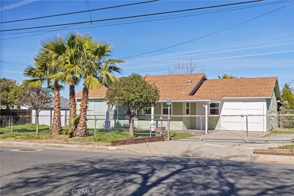 340 W Avenue L, Calimesa, California 92320 home-pic-33