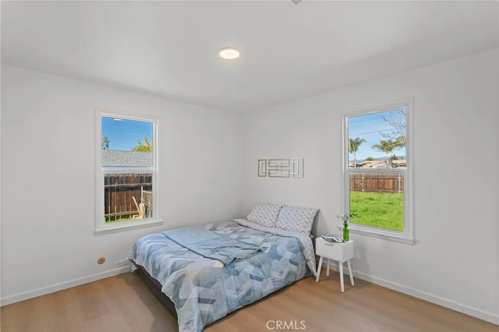 340 W Avenue L, Calimesa, California 92320 home-pic-17