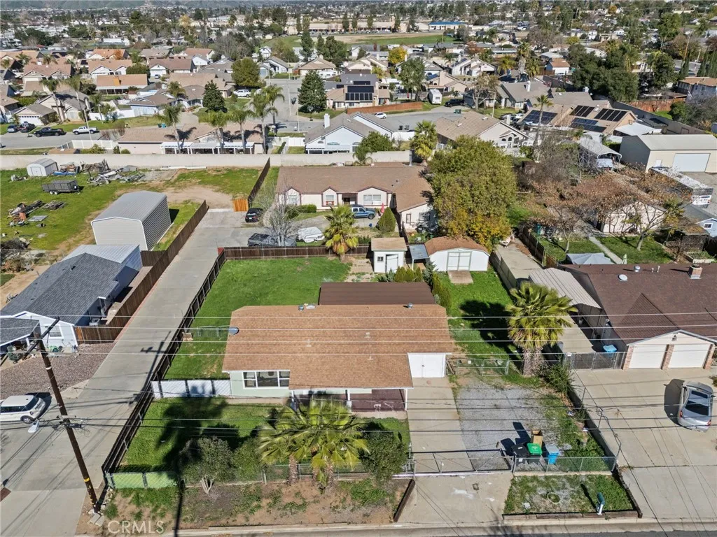 340 W Avenue L, Calimesa, California 92320 home-pic-1