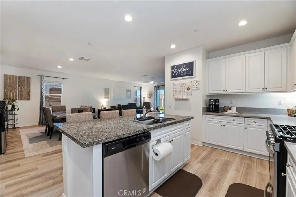 32476 Wild West Court, Winchester, California 92596 home-pic-8