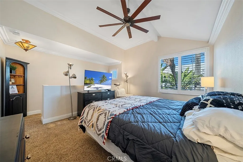355 N Maple Street 245, Burbank, California 91505 home-pic-14