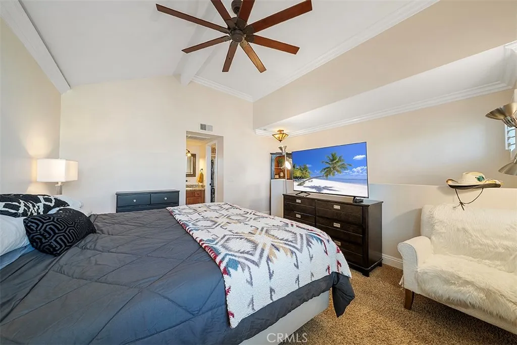 355 N Maple Street 245, Burbank, California 91505 home-pic-15