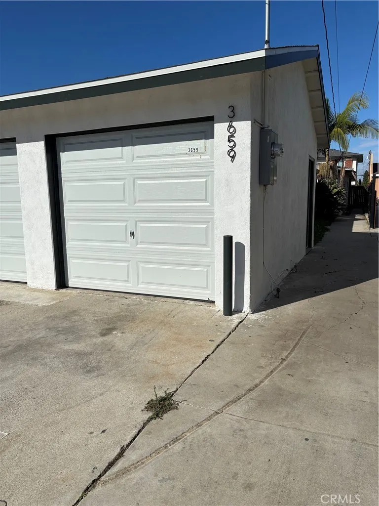 3659 W 110th, Inglewood, California 90303 home-pic-22