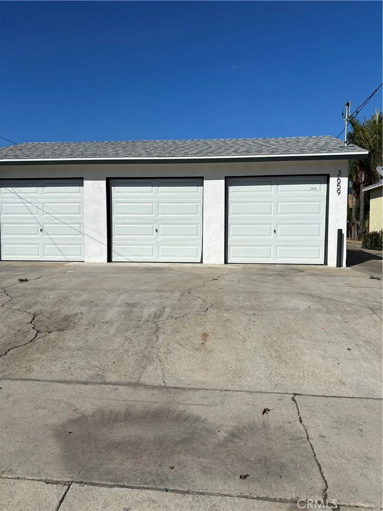 3659 W 110th, Inglewood, California 90303 home-pic-21