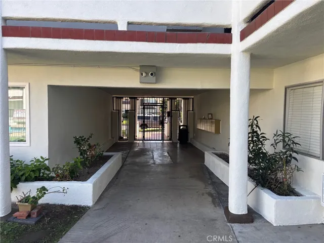 1521 E Canfield, Anaheim, California 92805 — photo 5