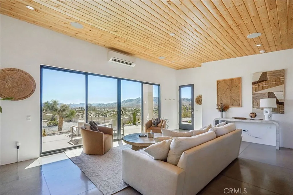 59080 Nelson Ave, Yucca Valley, California 92284 home-pic-6