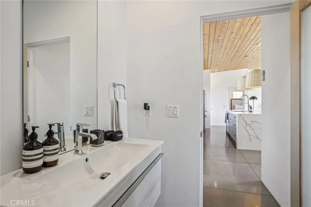 59080 Nelson Ave, Yucca Valley, California 92284 home-pic-27