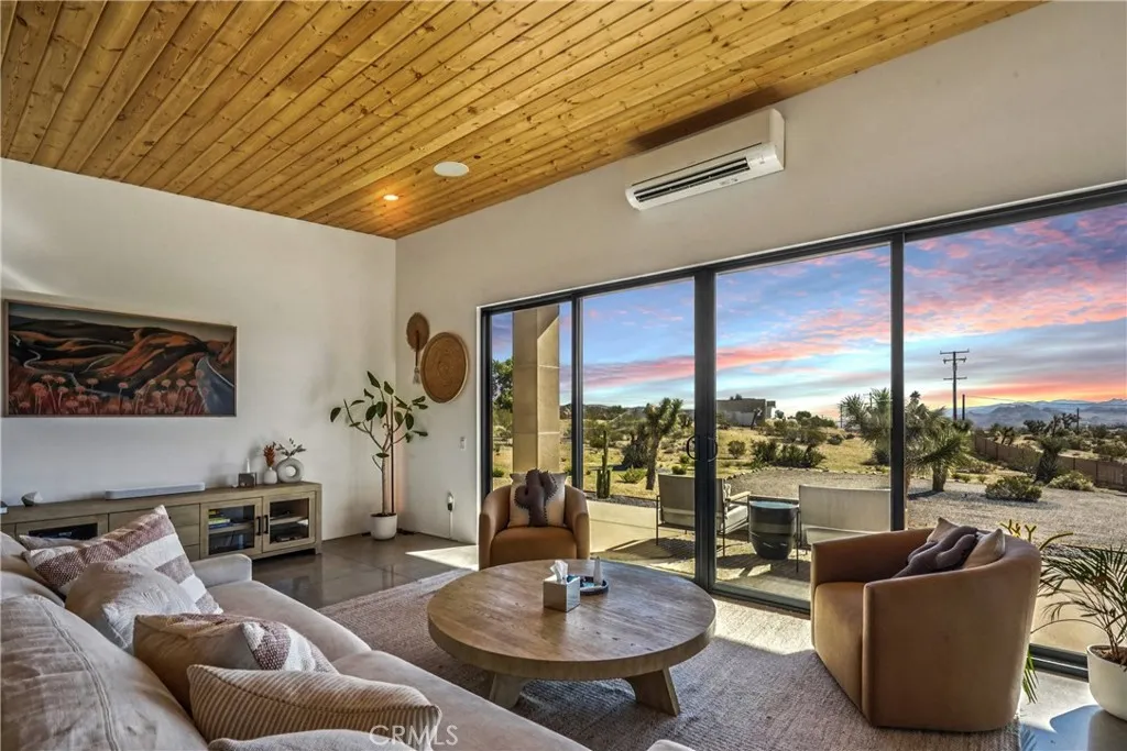 59080 Nelson Ave, Yucca Valley, California 92284 home-pic-4