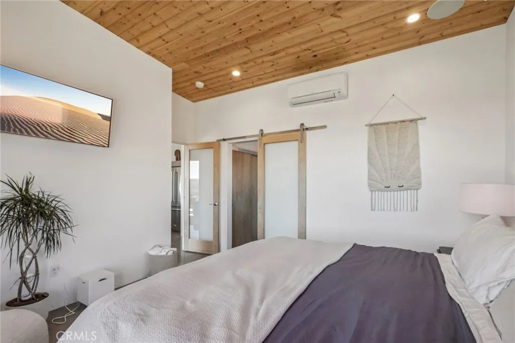 59080 Nelson Ave, Yucca Valley, California 92284 home-pic-21