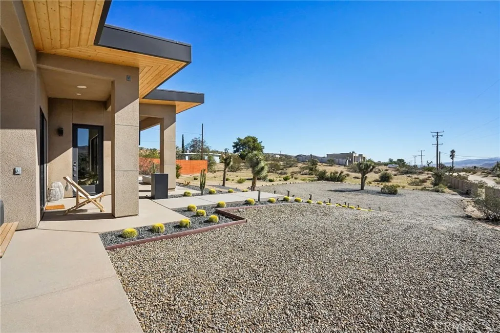59080 Nelson Ave, Yucca Valley, California 92284 home-pic-44