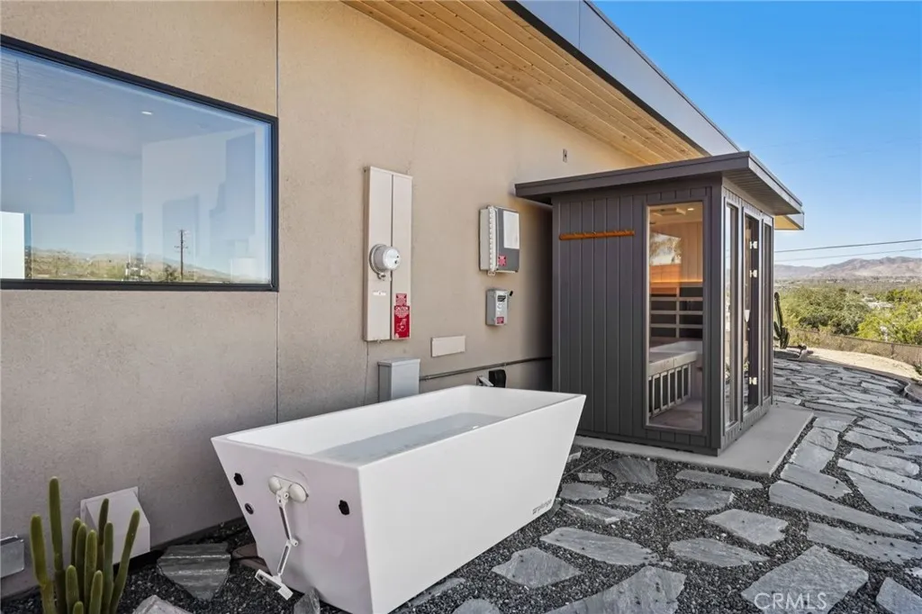 59080 Nelson Ave, Yucca Valley, California 92284 home-pic-28