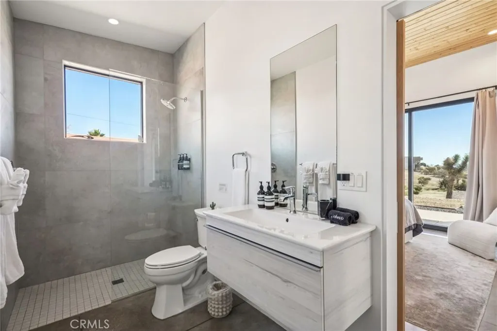 59080 Nelson Ave, Yucca Valley, California 92284 home-pic-22