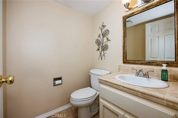 Powder Room.