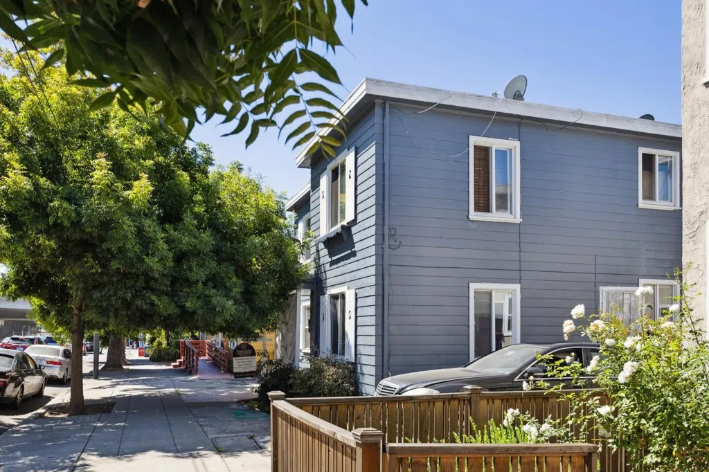 5659 Telegraph Ave, Oakland, California 94609 home-pic-2