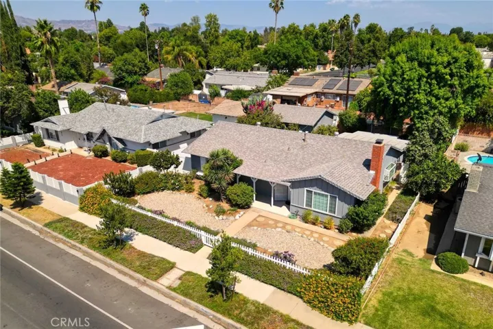 Aerial View of Front Yard