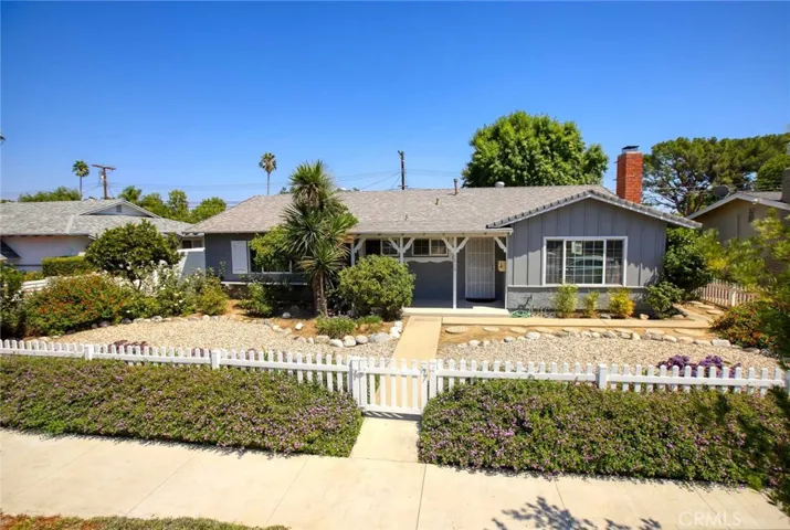 Front Garden Entry