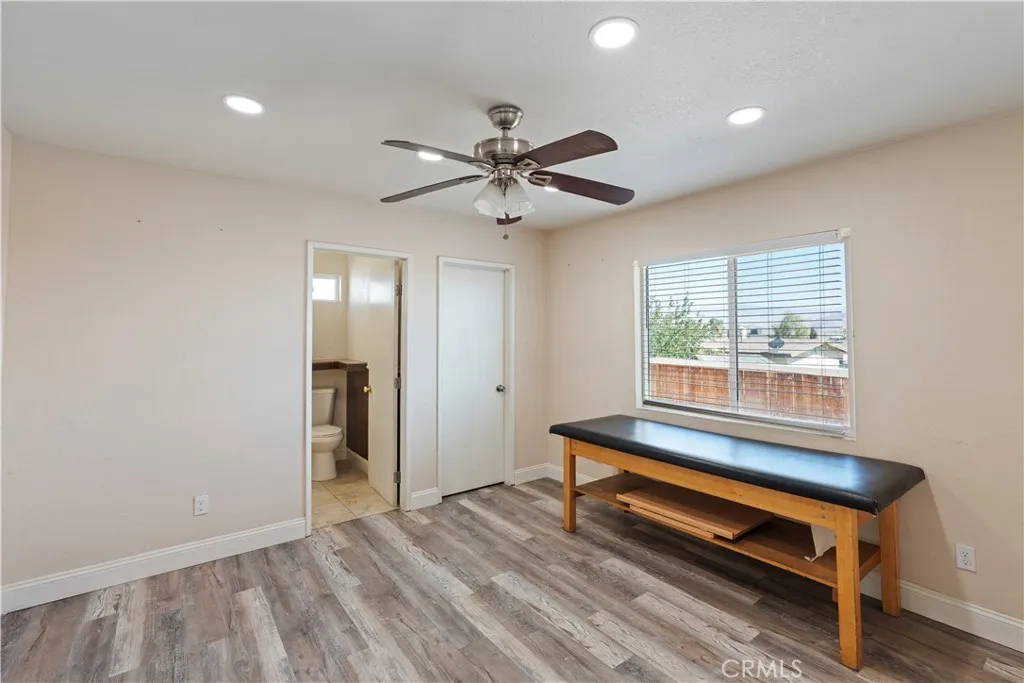 23859 South Road, Apple Valley, California 92307 home-pic-13