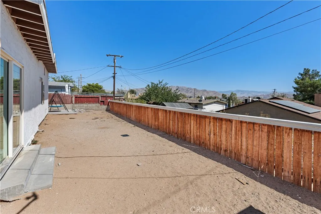 23859 South Road, Apple Valley, California 92307 home-pic-24