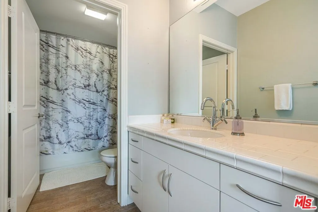 7100 Playa Vista Drive 404, Playa Vista, California 90094 home-pic-27