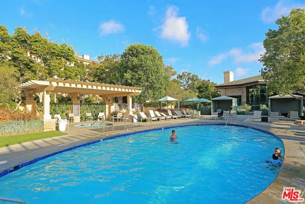 7100 Playa Vista Drive 404, Playa Vista, California 90094 home-pic-37