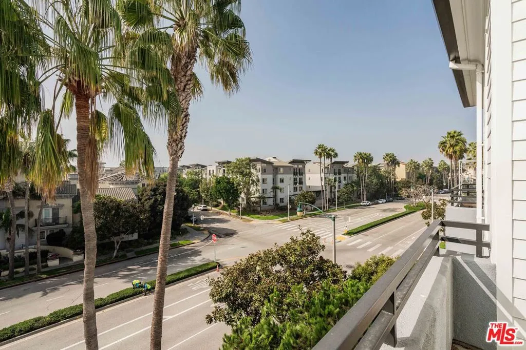 7100 Playa Vista Drive 404, Playa Vista, California 90094 home-pic-23