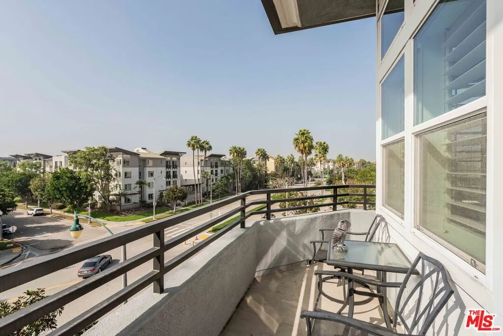 7100 Playa Vista Drive 404, Playa Vista, California 90094 home-pic-16