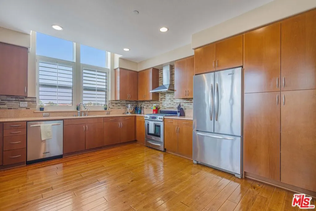 7100 Playa Vista Drive 404, Playa Vista, California 90094 home-pic-10