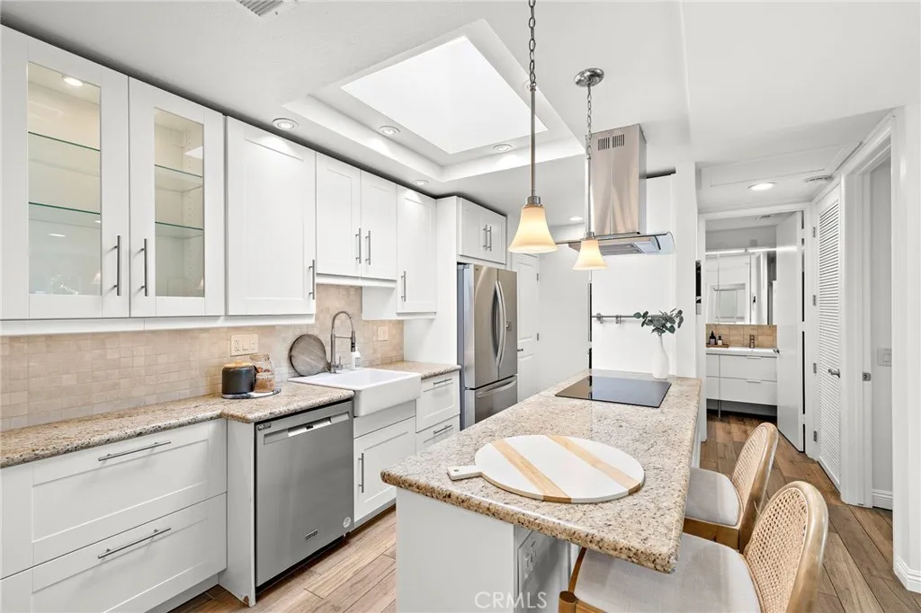 2119 U Via Puerta, Laguna Woods, California 92637 home-pic-8