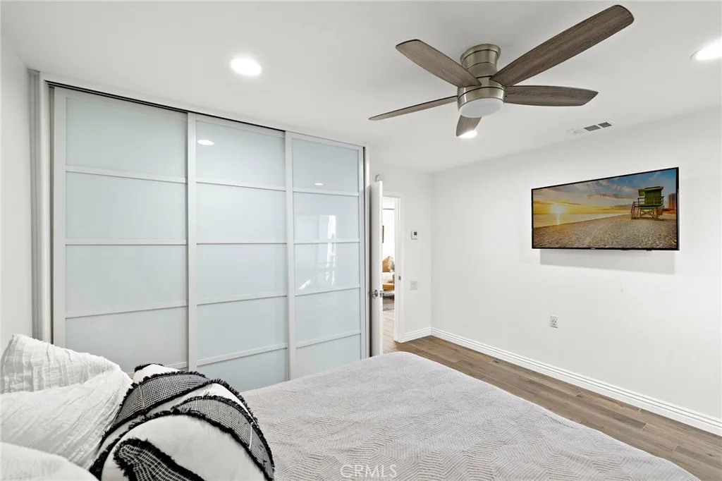 2119 U Via Puerta, Laguna Woods, California 92637 home-pic-15