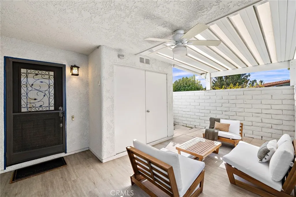 2119 U Via Puerta, Laguna Woods, California 92637 home-pic-18