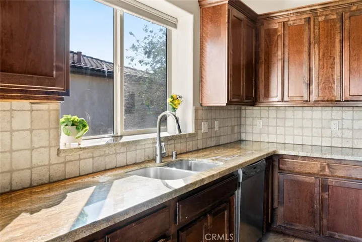 Beautiful granite countertops