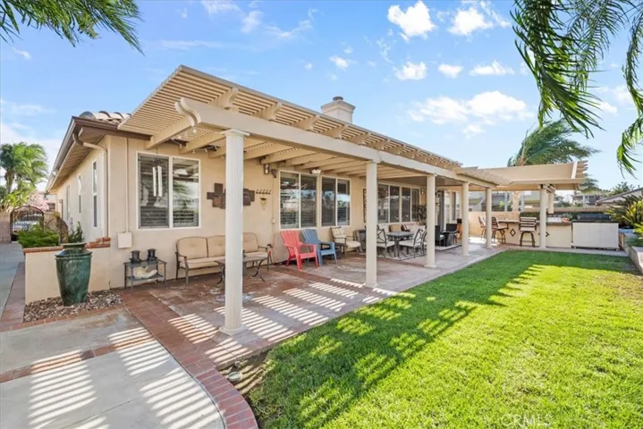 5793 Territory Ln, Eastvale, California 92880