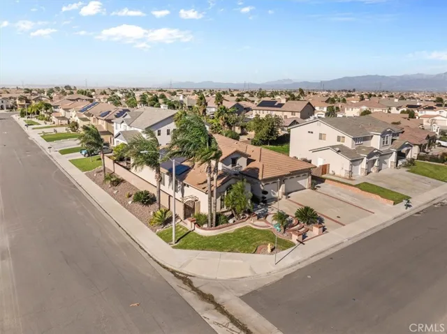 5793 Territory Ln, Eastvale, California 92880