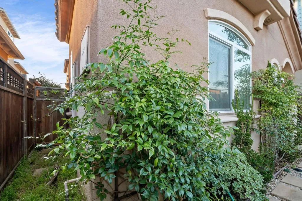 417 N Cedros Ave, Solana Beach, California 92075 home-pic-41