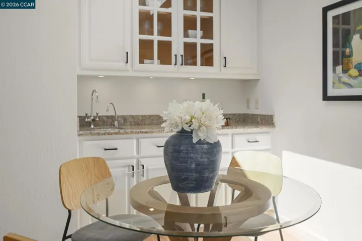 Kitchen eating​​‌​​​​‌​​‌‌​​‌​​​‌‌​​​‌​​‌‌​​‌‌​​‌‌​​​​ area