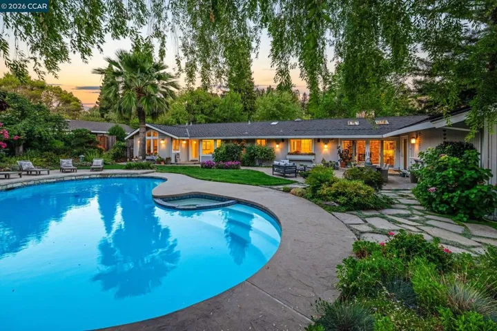 1023 White Gate Rd, Alamo, California 94507