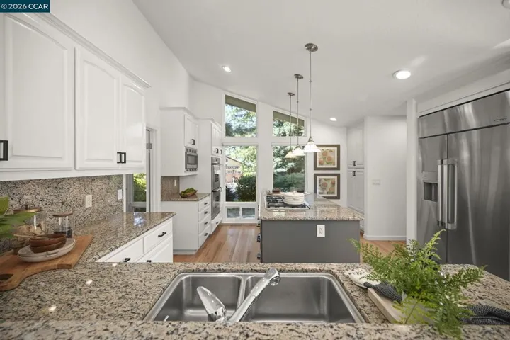 Great kitchen