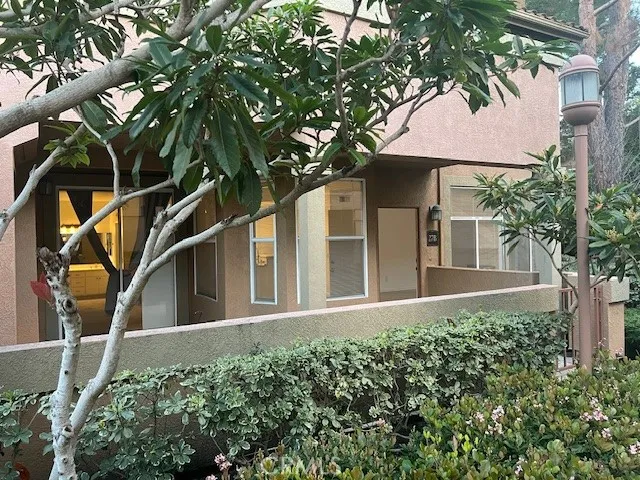 19431 Rue De Valore 27b, Lake Forest, California 92610